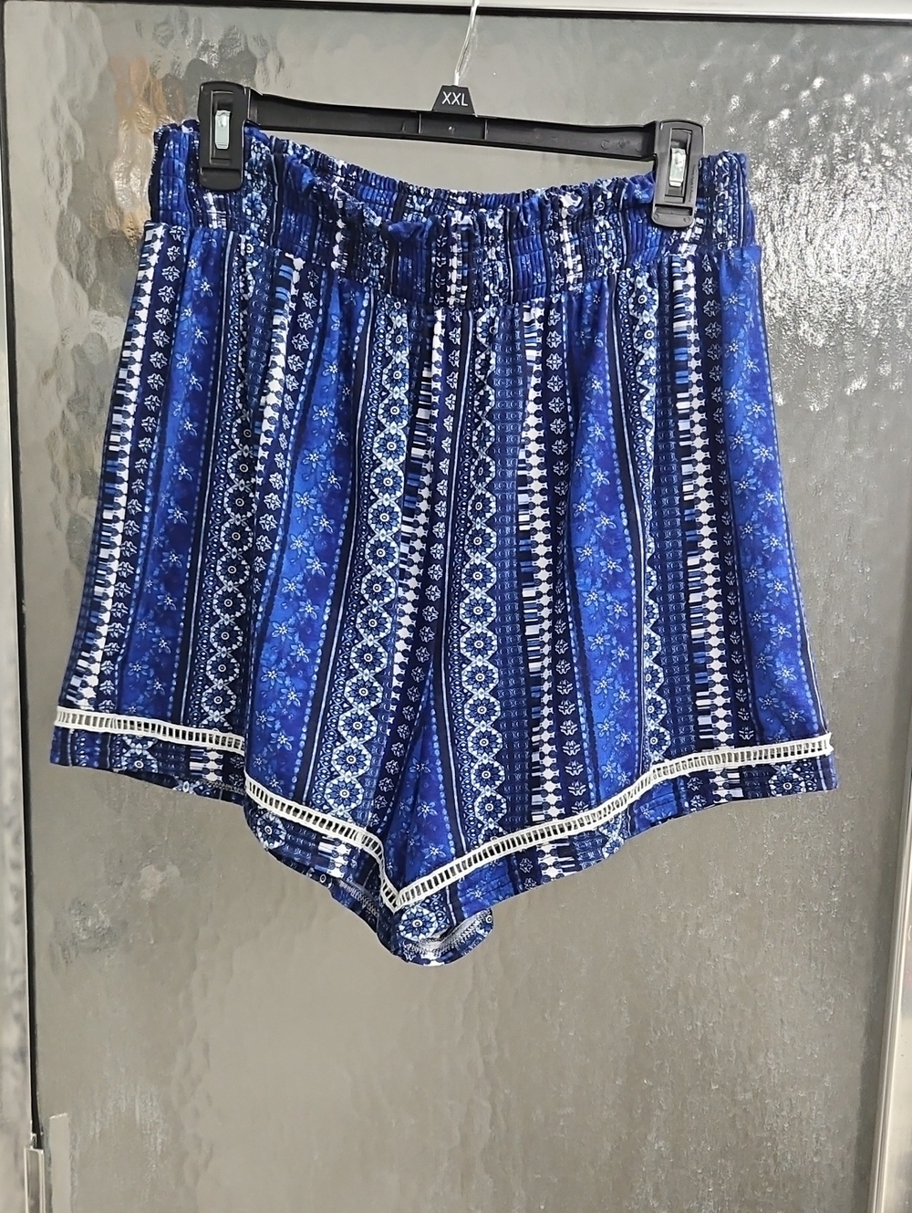 shosho Blue Patterned High-Waist Elastic Shorts with White Trim